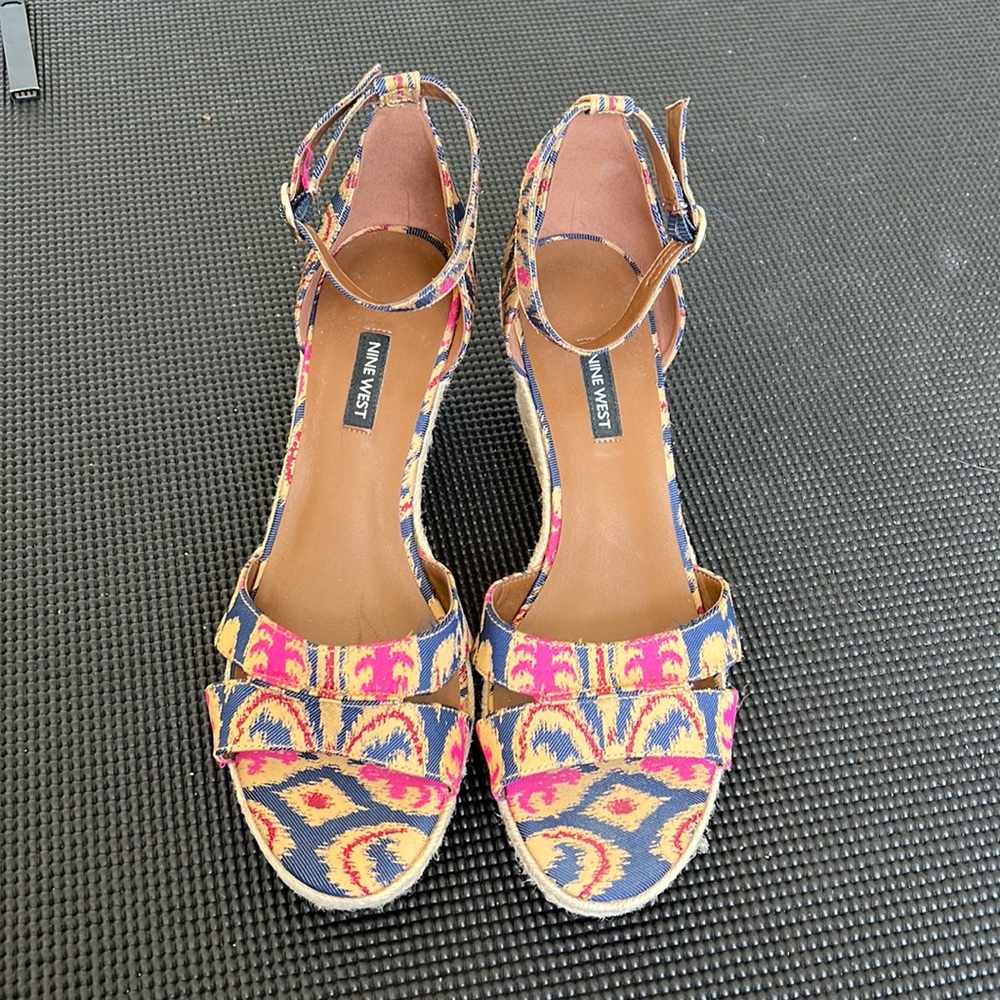 Nine West espadrilles with ankle strap, slight discoloration along seam- see pic